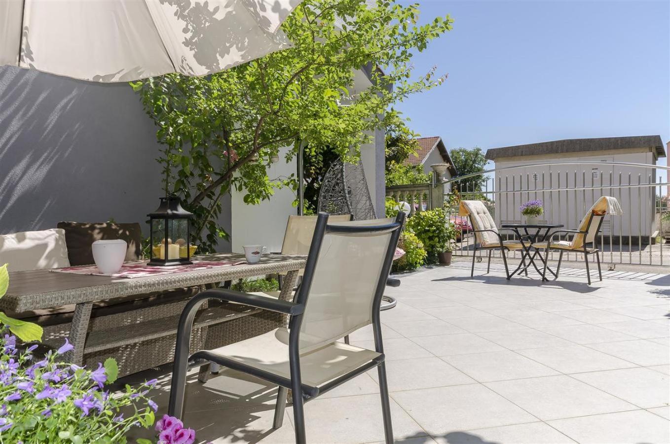 Apartments Keran - By Suites Living Vodice Exterior photo