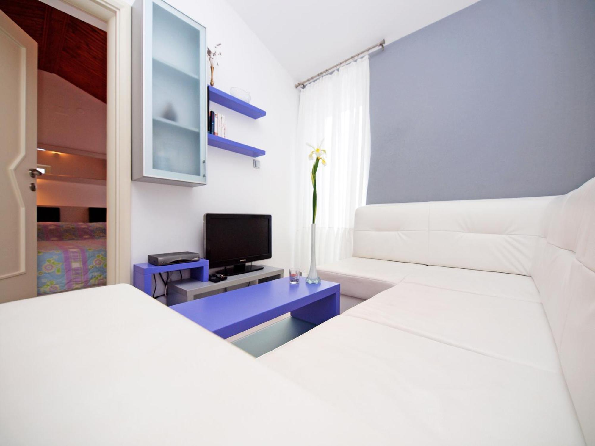Apartments Keran - By Suites Living Vodice Exterior photo